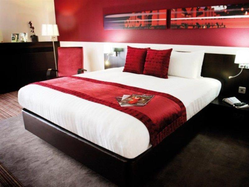 Crowne Plaza Birmingham City, An Ihg Hotel Exterior photo